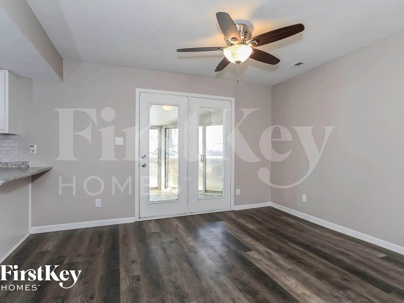 3 bed, 2.5 bath, 1458 sqft, $2,330 — Photo 4