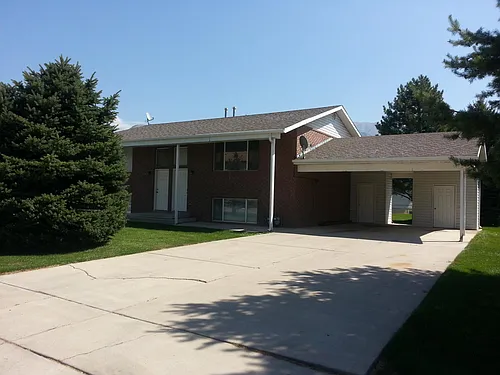 37 S 600th St E Photo 1