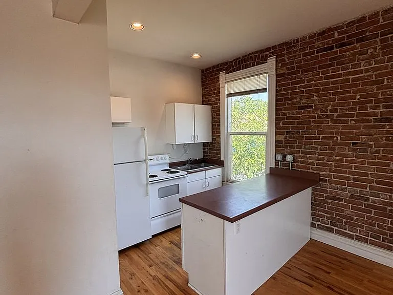 101-107 W Bridge St #1 — Photo 1