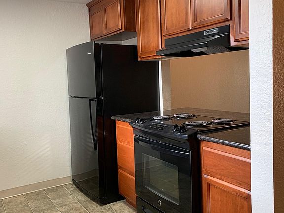 2nd image of 6006 Summer Dawn Ct