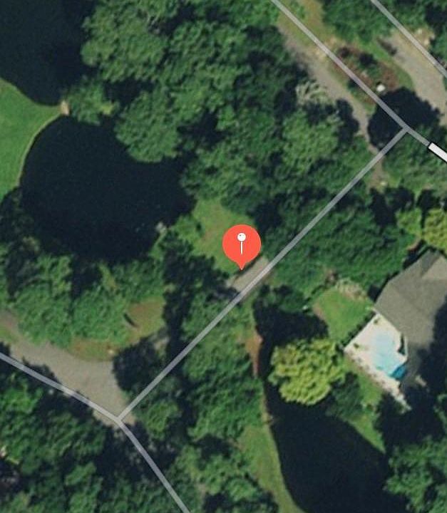 1st image of 187 Clubhouse Dr SW