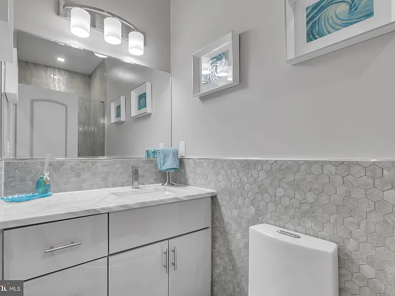 1167 Morse St NE #1 — Photo 30