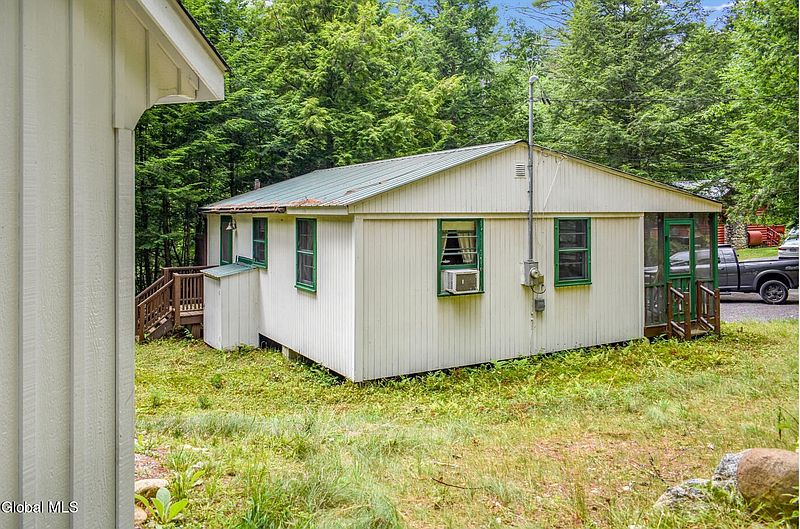5th image of 94 Clarkson Road