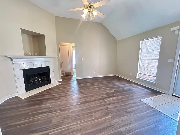 4806 Ashcroft Dr — Photo 6