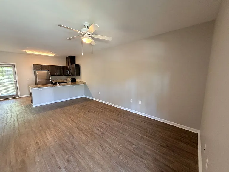 1023 W Gordon St #B3 — Photo 23