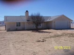 22721 Lone Eagle Rd, Apple Valley, CA 92308