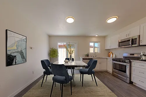 6752-6770 Solita Ave Photo 1 6752-6770 Solita Ave Photo 1