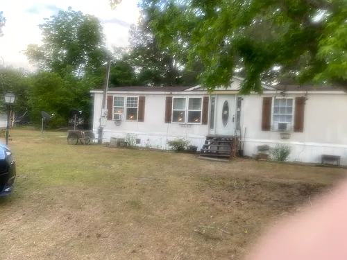 427 Gramercy Ln Photo 1