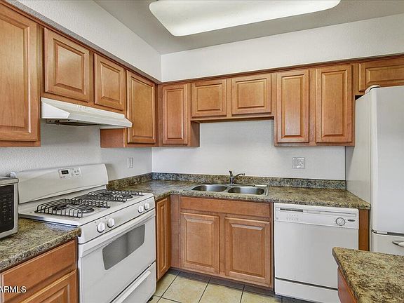 5th image of 303 N MILLER Road N #2002