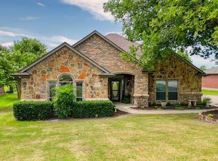 2041 Mason Pond Dr, Weatherford, TX 76085