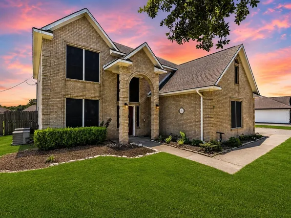 6310 Wildlife Way, Cove, TX 77523
