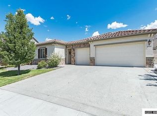 10680 Summer Glen Dr, Reno, NV 89521