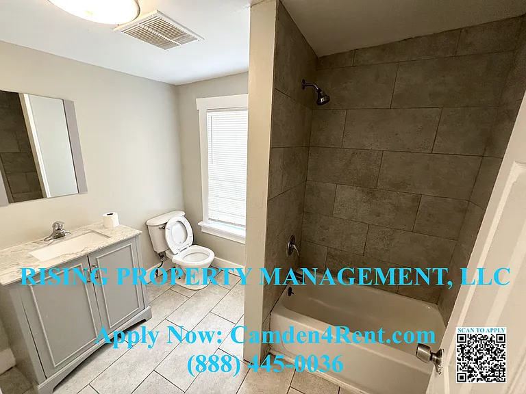 915 S 8th St — Photo 11