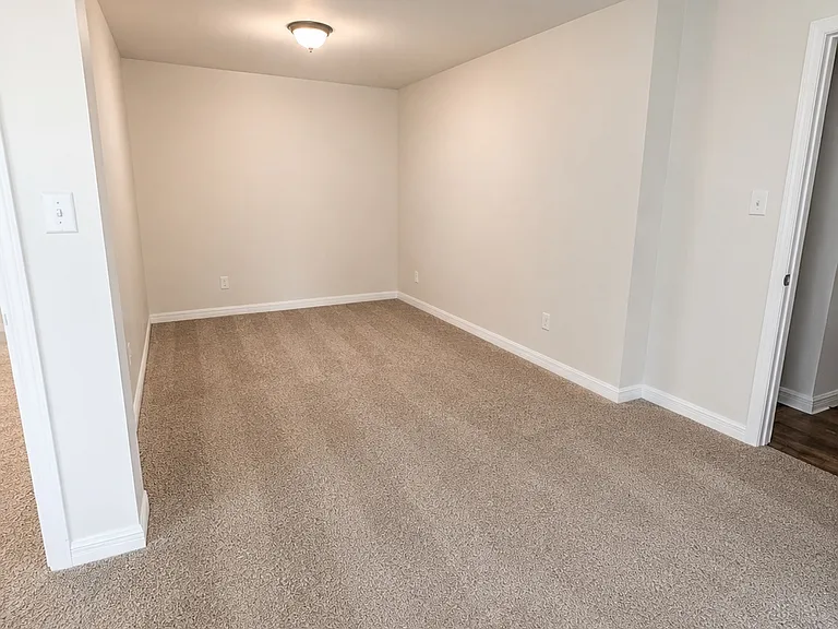 325 S 2nd St #204 — Photo 9