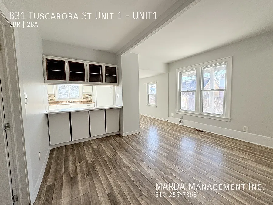 831 Tuscarora St #1
