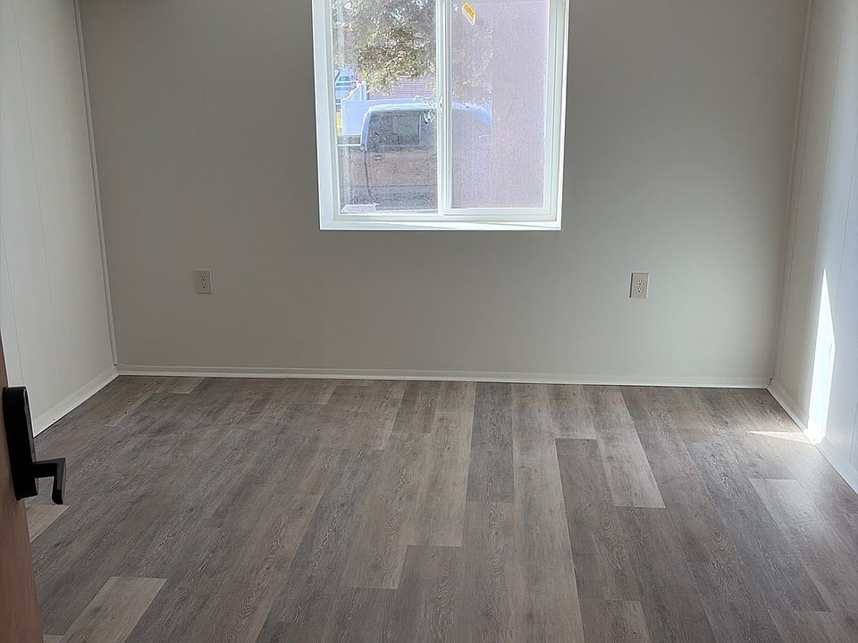 1st image of 6532 N Drumheller St #6