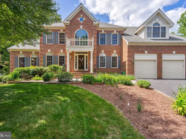 2418 Stryker Ave, Vienna, VA 22181