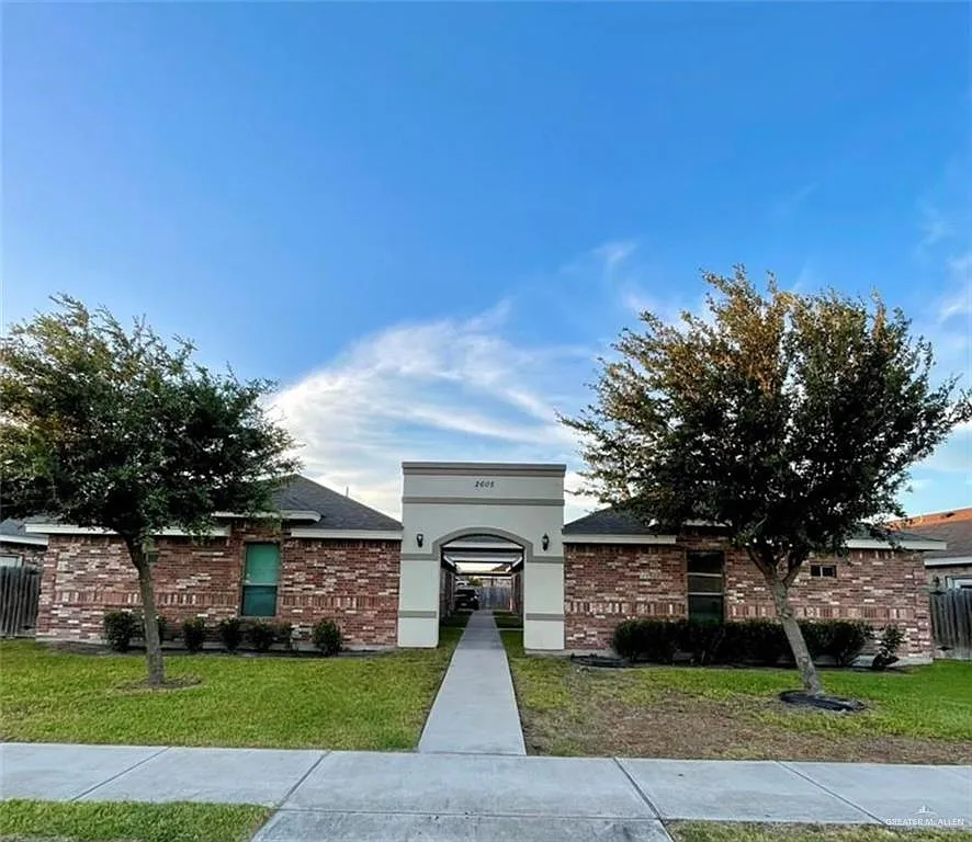 3 bed, 2.0 bath, 1087 sqft, $1,125 — Photo 1