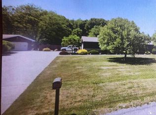 1705 Doty Rd, Monroe, MI 48162