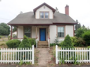 327 Quincy Ave, Cottage Grove, OR 97424