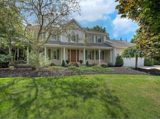 2580 W Blackthorn Cir, Hudson, OH