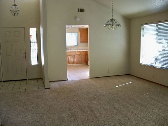 5th image of 2517 Wild Horse Way