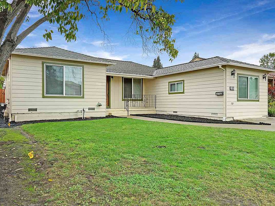 2nd image of 2532 Lessley Ave
