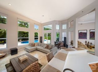 1240 Pelican Ln, Hollywood, FL 33019