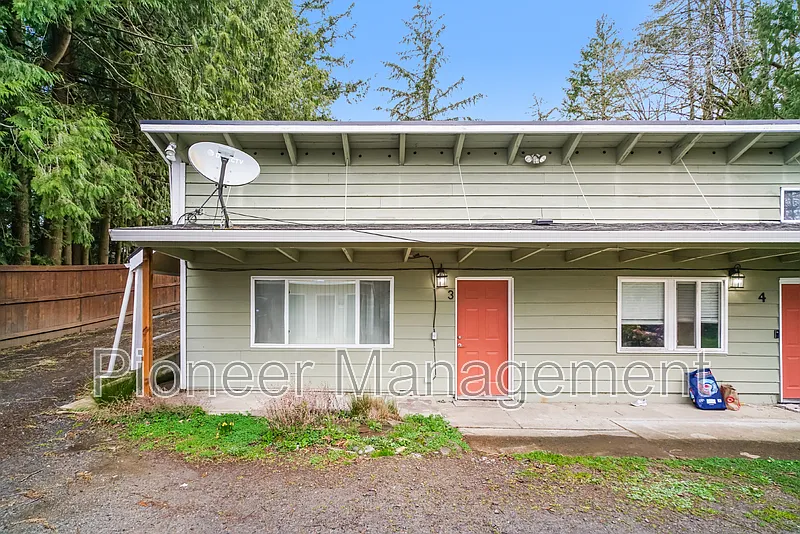 9000 NW Cornell Rd #3 photo 1