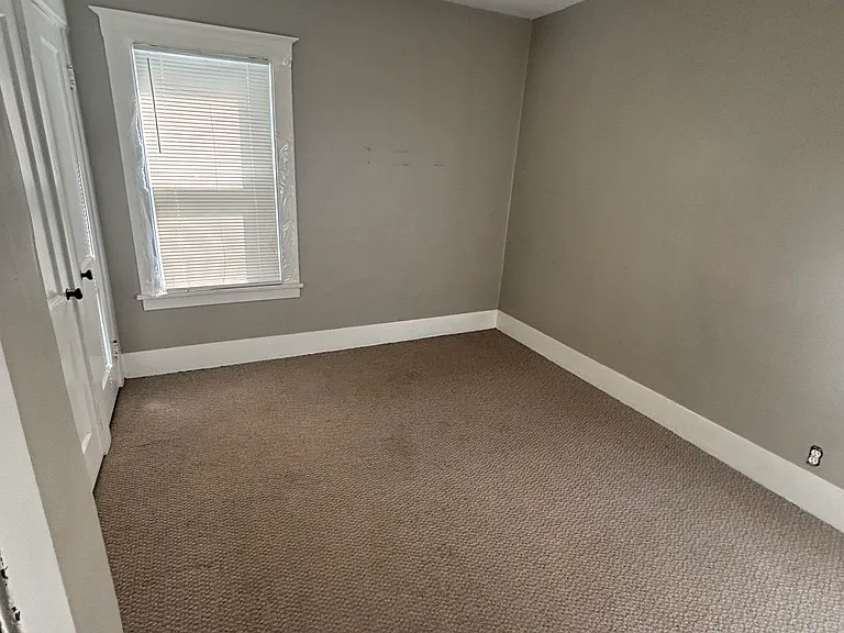 310 Crestwood Ave #1 — Photo 3