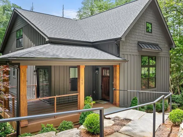 149 Woodland Hill Dr, Highlands, NC 28741