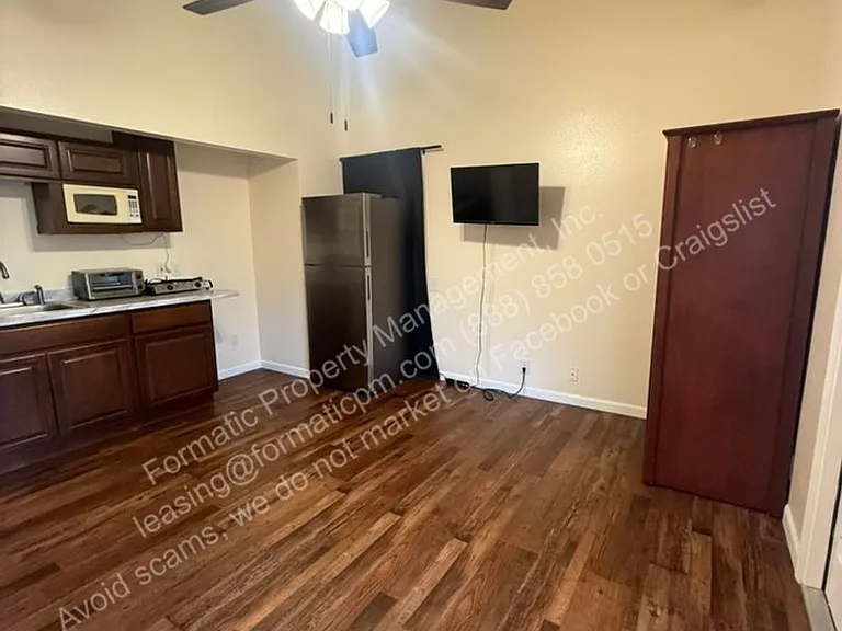 91-1678 Laupai St #B — Photo 5