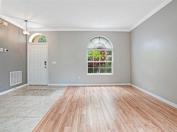 3rd image of 436 Home Grove Dr