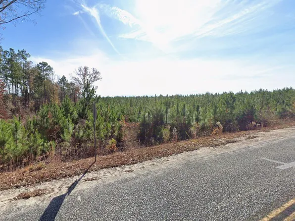 242 Wheeler Rd, Camden, SC 29020
