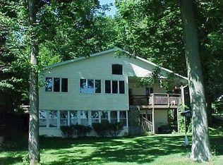 1943 Lakeshore Dr, Allegan, MI 49010