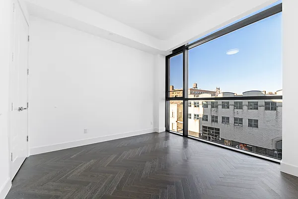 Rented by Modern Spaces | media 22