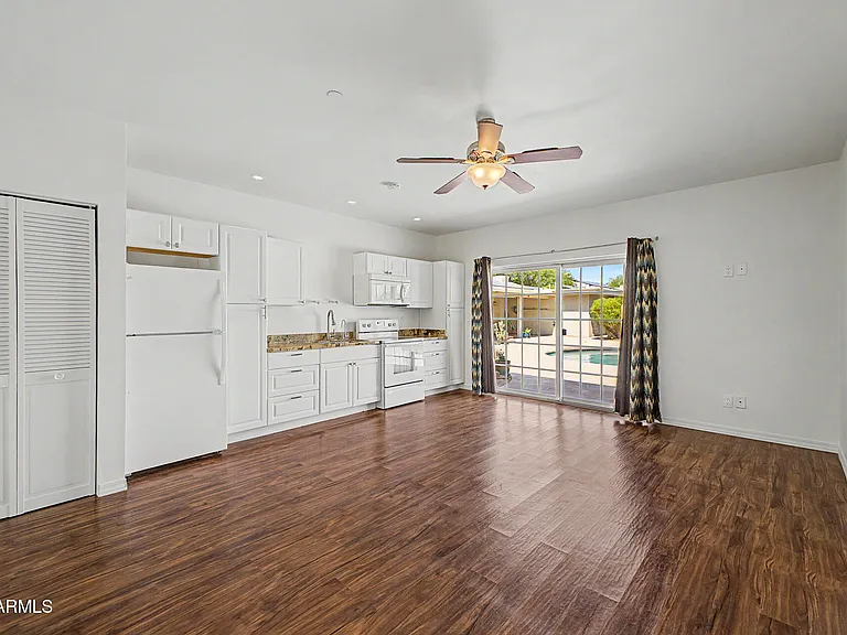 6133 E Mountain View Rd — Photo 44