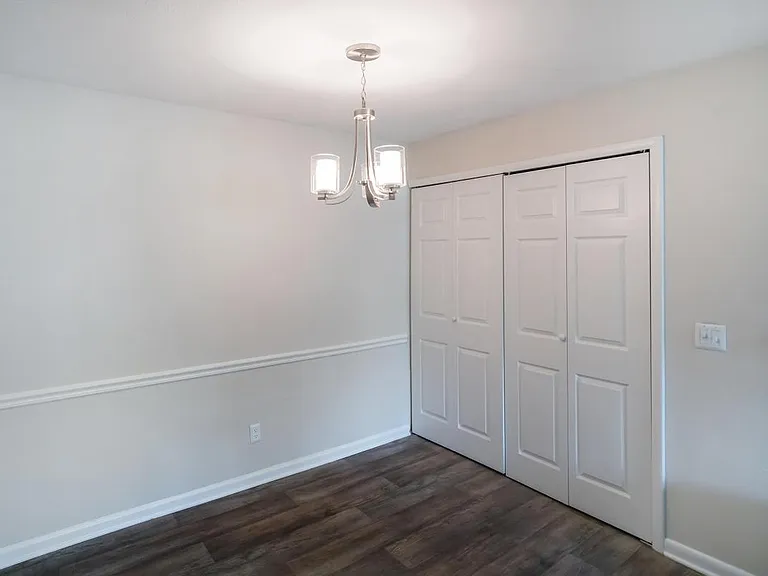 Chase Cove Apartments — Photo 119