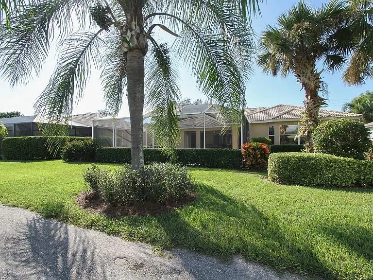 26343 Clarkston Dr — Photo 20