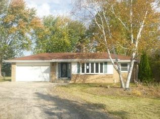 19618 Spring St, Union Grove, WI 53182