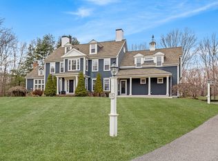 2 Franklin Rodgers Rd, Hingham, MA 02043