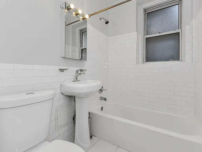 328 W 83rd St #2D — Photo 7