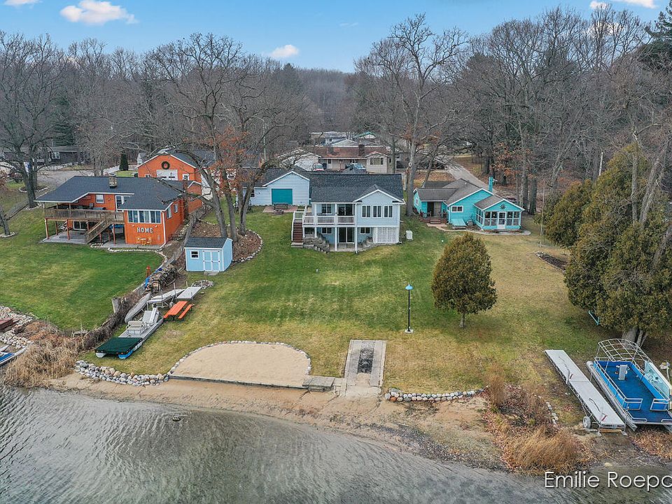 16938 Analan St NE, Sand Lake, MI 49343 Zillow
