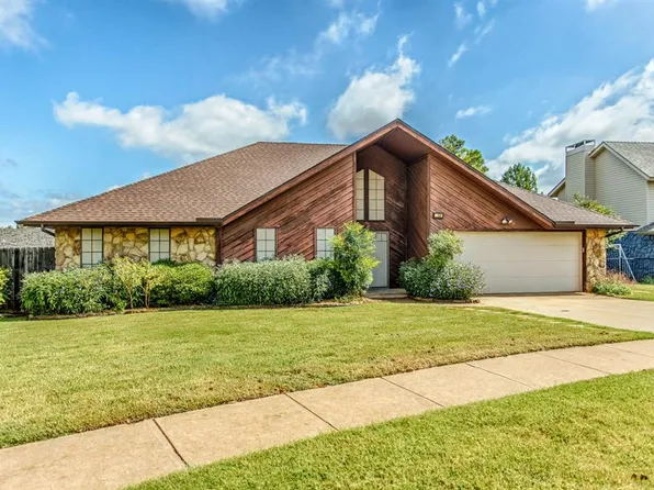 404 Country Side Trl, Edmond, OK 73012