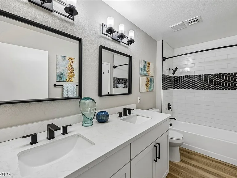 8701 Prairie Hill Dr — Photo 25