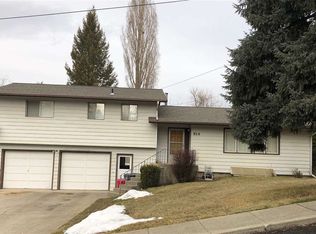 914 E F St #F, Moscow, ID 83843