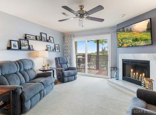 222 Park Place Ln #2A, Kaiser, MO 65047