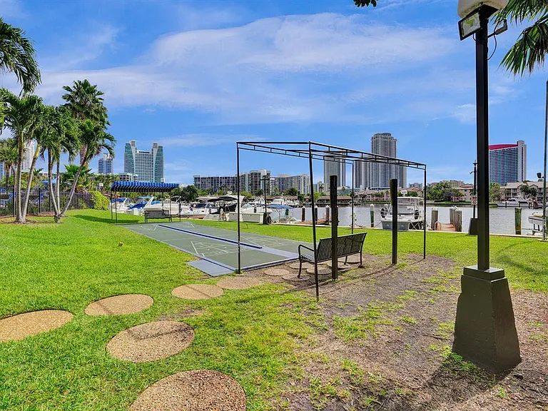 2500 Parkview Dr #1112 — Photo 41