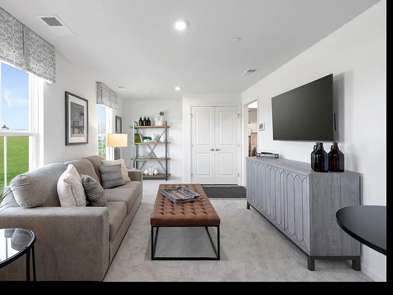 107 Leah Dr — Photo 16