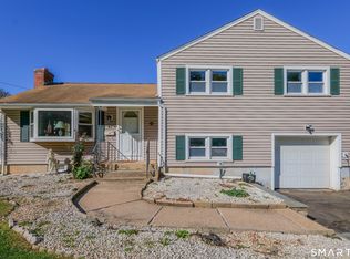 43 Hang Dog Ln, Wethersfield, CT 06109